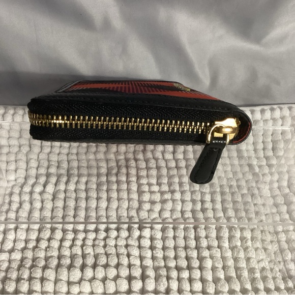 Vera Bradley Georgia Zip Around Wallet in Black & Red Buffalo Check - Picture 7 of 10